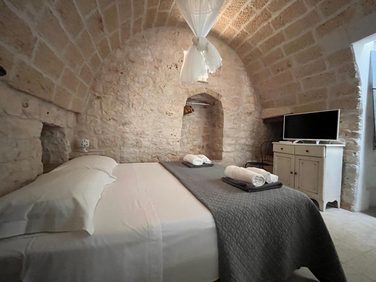 Trullo Al Guappo D'Oro Villa ออสตูนี ภายนอก รูปภาพ