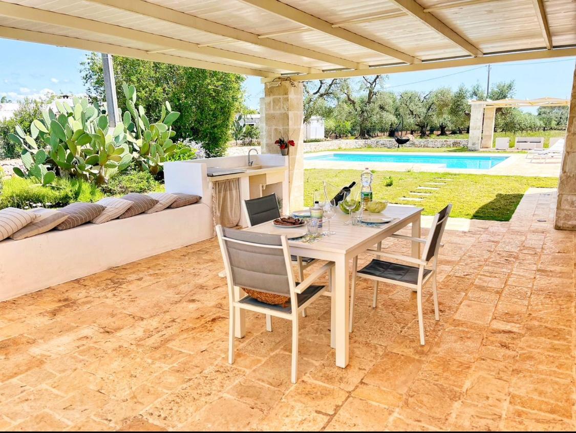 Trullo Al Guappo D'Oro Villa ออสตูนี ภายนอก รูปภาพ